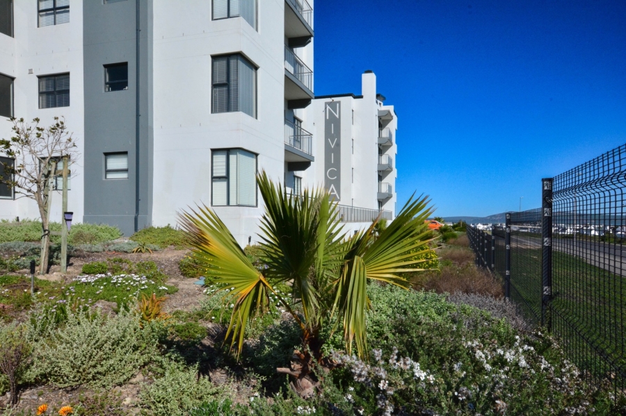 2 Bedroom Property for Sale in Olifantskop Western Cape